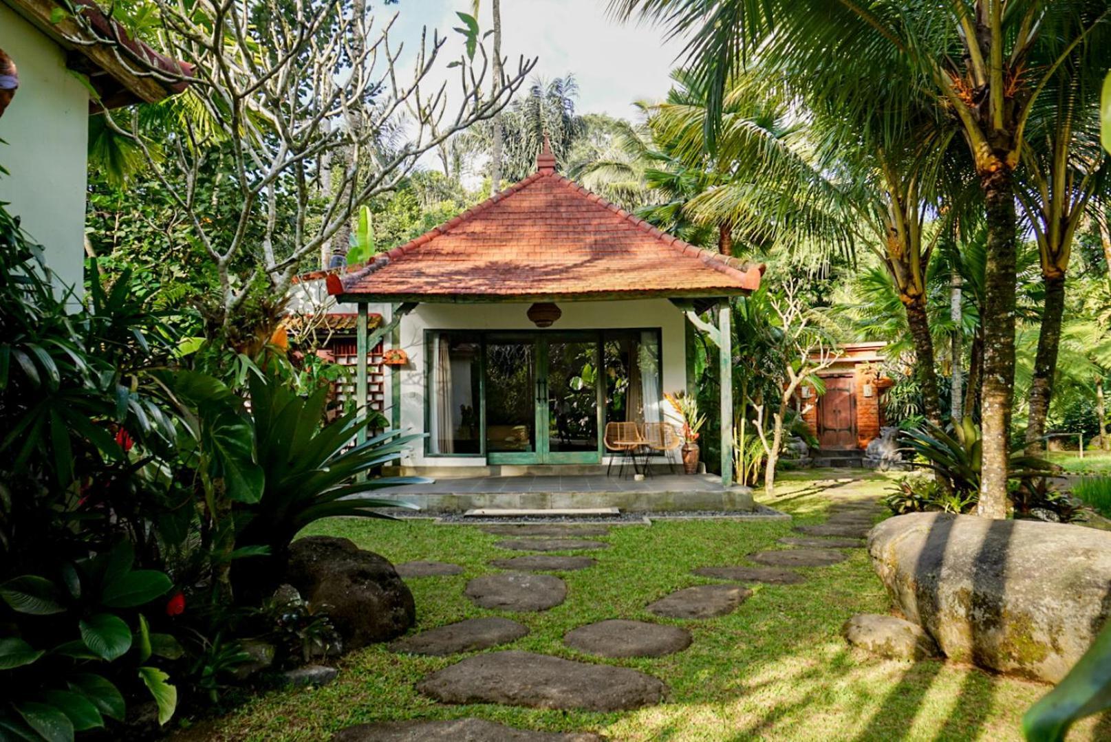 Govinda Villas Penginyahan Екстериор снимка